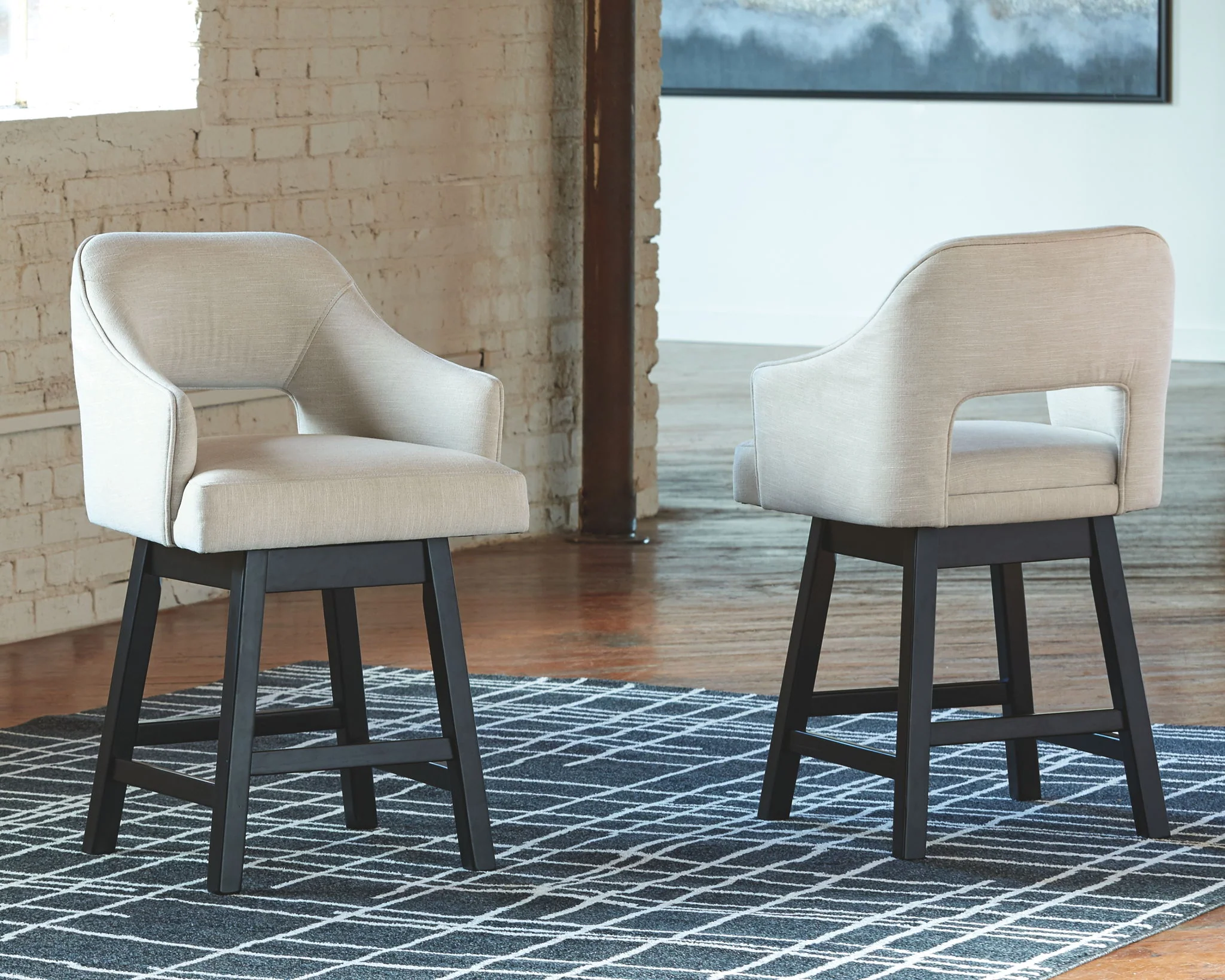 Tallenger - Upholstered Swivel Barstool (Set of 2) - Image 4